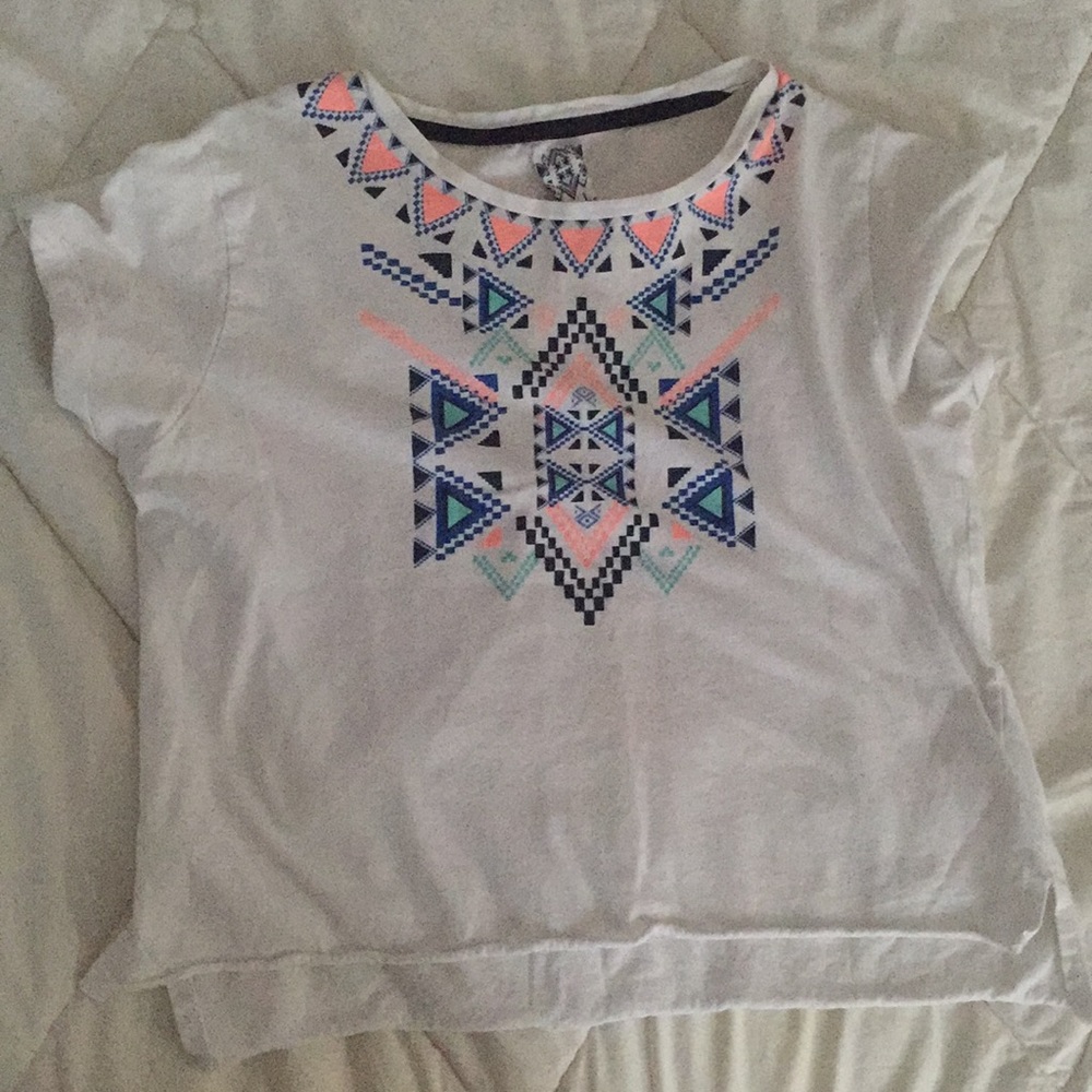 Light white t shirt